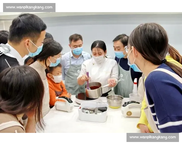 烘焙高手齐聚赛场创意甜点角逐精彩瞬间